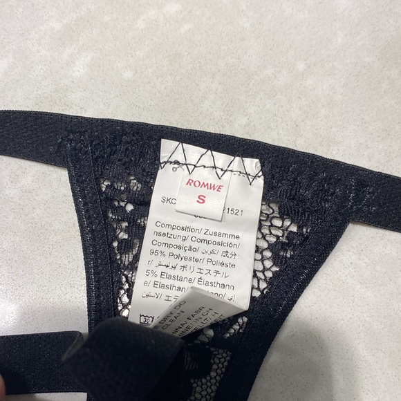 New Romwe Kawaii Floral Lace Ring Linked Cut Out Lingerie Set black small &tags - Picture 10 of 17